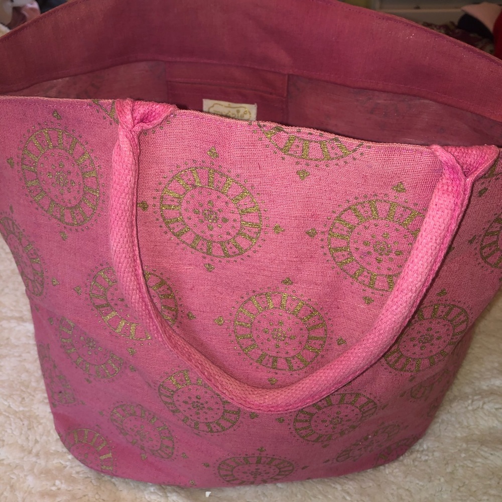 Neverfull Beach tote!